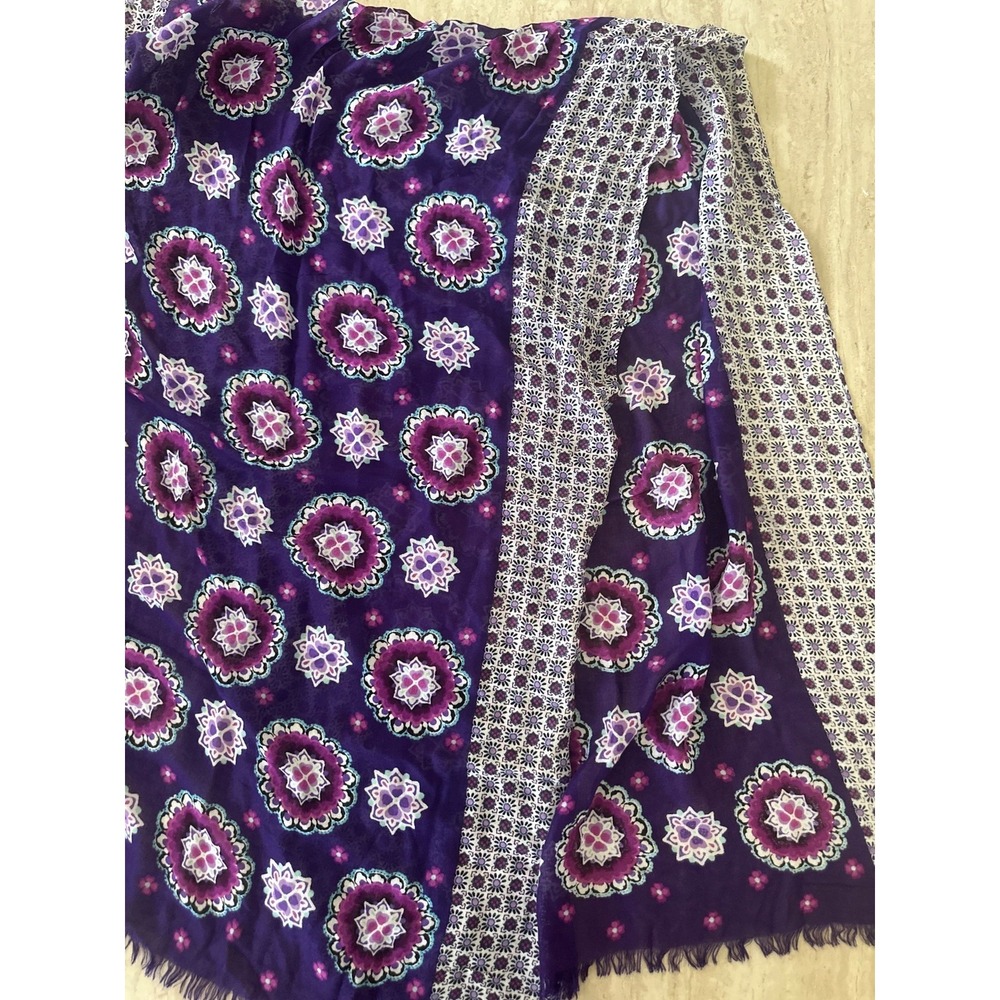 Vera Bradley Purple Floral Art to Wear Artsy Bloom Cottage Fringe Scarf Wrap